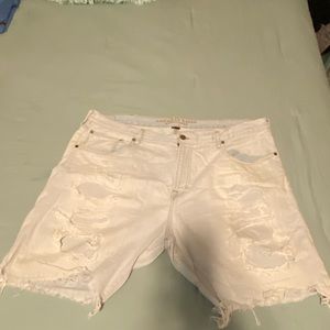 Men’s size 40 shorts
